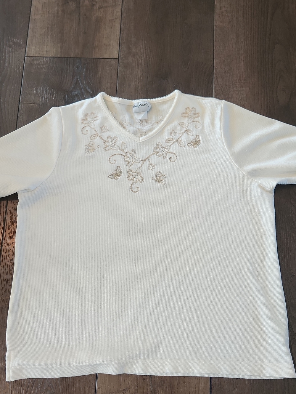 Vintage Bon Worth Cream knit Embroidered Short Sleeve Blouse